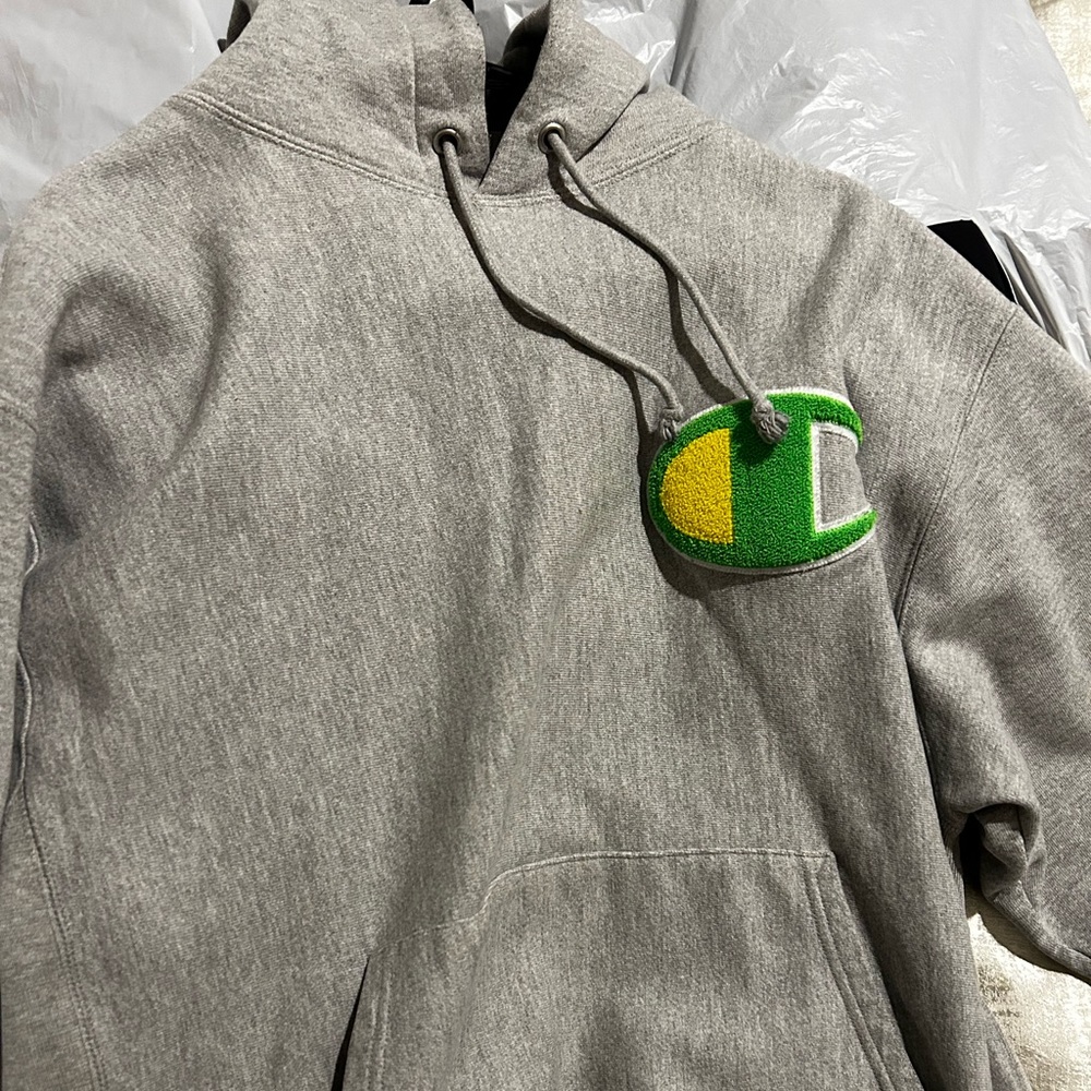 XL Champion carpet logo hoodie